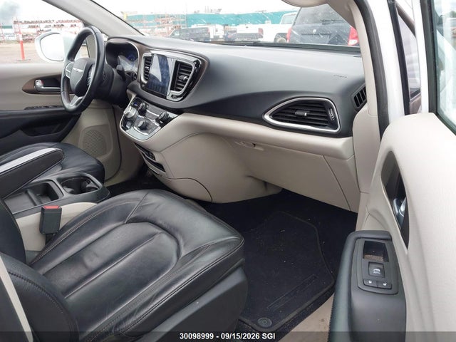 Chrysler Pacifica Touring L 2017 2C4RC1BG8HR788476 Image 5