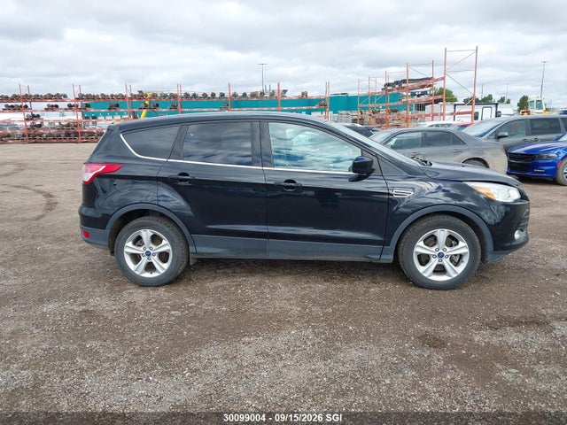 1FMCU9GX6GUB76509 Ford ESCAPE SE
