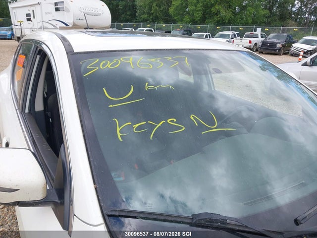 JN1BJ1CP8HW005611 Nissan Rogue Sport S/sv/sl