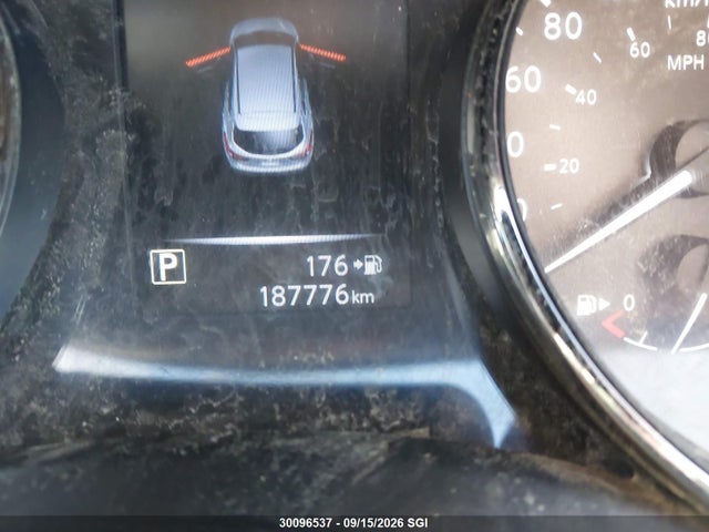 JN1BJ1CP8HW005611 Nissan Rogue Sport S/sv/sl