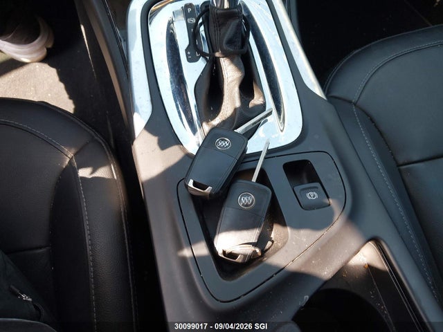30099017 :رقم المزاد ، W04GT5GC9B1013047 vin ، 2011 Buick Regal Cxl مزاد بيع