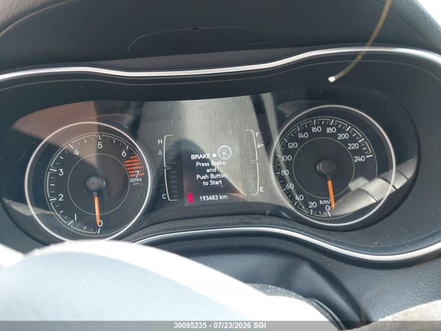 Jeep Cherokee Latitude 2019 1C4PJLCB4KD243283 Image 14