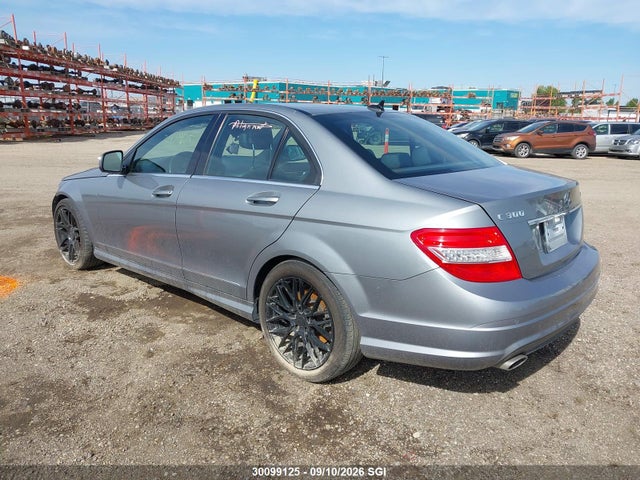 2009 Mercedes-benz C 300 4matic მანქანა იყიდება აუქციონზე, vin: WDDGF81X09F335475, აუქციონის ნომერი: 30099125