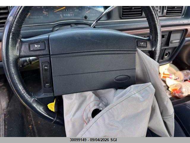 Продаж на аукціоні авто 1992 Ford Crown Victoria S, vin: 2FACP72W9NX176224, номер лоту: 30099149