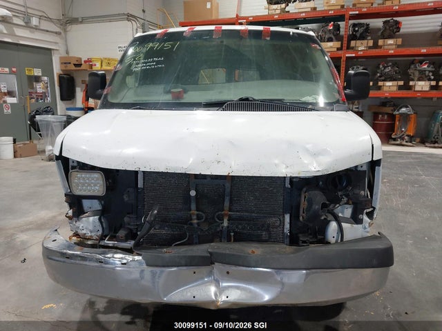 GMC Savana G2500 2016 1GTW7BFF5G1240596 Image 12