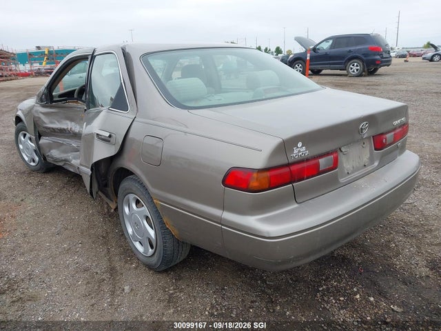 1999 Toyota Camry Le/xle მანქანა იყიდება აუქციონზე, vin: JT2BF22K4X0155333, აუქციონის ნომერი: 30099167