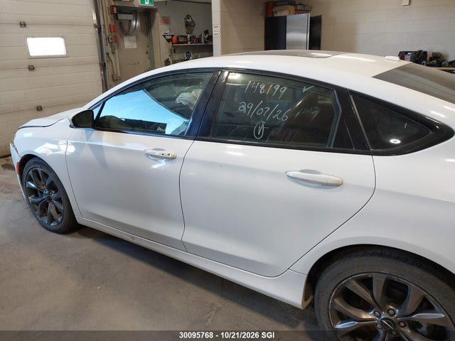 Chrysler 200 S 2016 1C3CCCBG4GN180908 Image 15