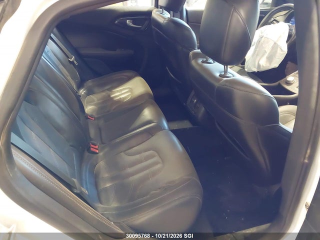 Chrysler 200 S 2016 1C3CCCBG4GN180908 Image 8