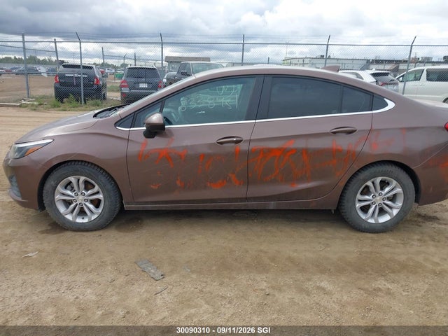 Chevrolet CRUZE LT 2019 1G1BE5SM0K7121119 Image 13