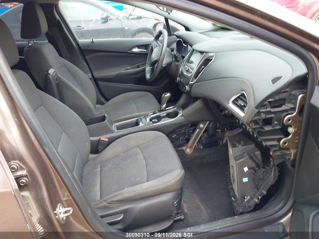 Chevrolet CRUZE LT 2019 1G1BE5SM0K7121119 Image 5