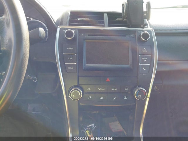 30093272 :رقم المزاد ، 4T1BF1FK0GU572917 vin ، 2016 Toyota Camry Le/xle/se/xse مزاد بيع