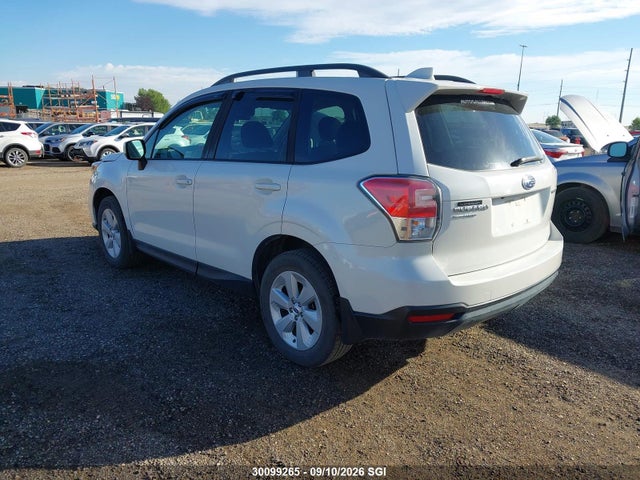 30099265 :رقم المزاد ، JF2SJEDC4JH505843 vin ، 2018 Subaru Forester 2.5i Premium مزاد بيع
