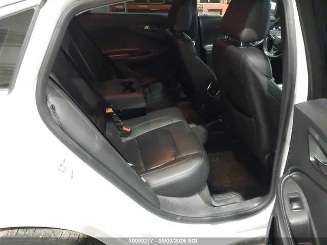 Chevrolet MALIBU LT 2018 1G1ZD5STXJF203114 Image 8