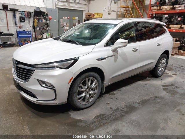 Buick Enclave Premium 2023 5GAEVBKW0PJ272574 Image 2