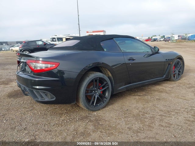 30099283 :رقم المزاد ، ZAM45VMA9D0075087 vin ، 2013 Maserati Granturismo S/sport/mc مزاد بيع