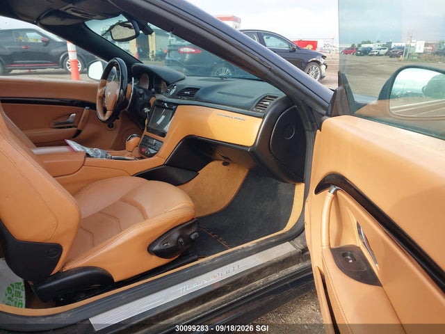 30099283 :رقم المزاد ، ZAM45VMA9D0075087 vin ، 2013 Maserati Granturismo S/sport/mc مزاد بيع