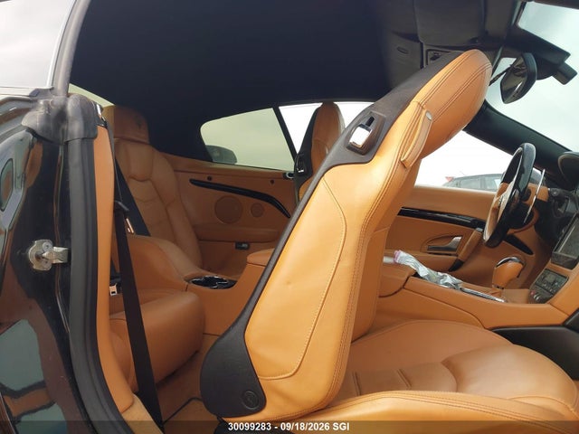 30099283 :رقم المزاد ، ZAM45VMA9D0075087 vin ، 2013 Maserati Granturismo S/sport/mc مزاد بيع