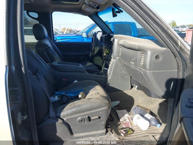 2006 Gmc Sierra K2500 Heavy Duty მანქანა იყიდება აუქციონზე, vin: 1GTHK23D26F241605, აუქციონის ნომერი: 30099295