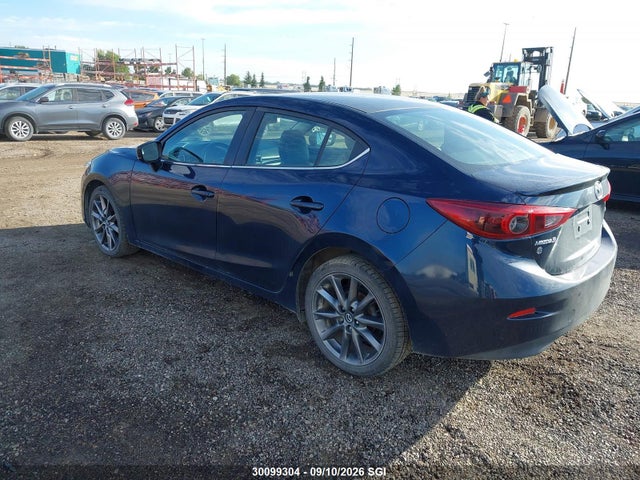 Mazda 3 Grand Touring 2018 3MZBN1W35JM194716 Image 3