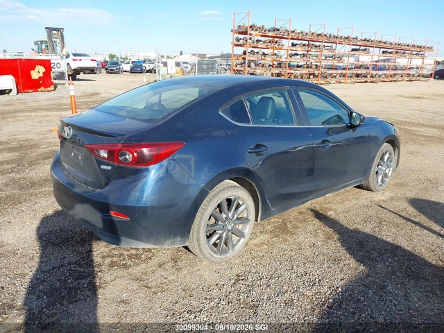 Mazda 3 Grand Touring 2018 3MZBN1W35JM194716 Image 4