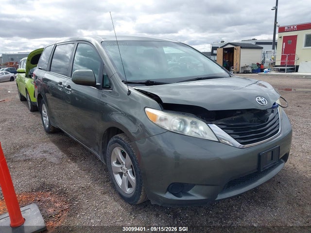 Продажа на аукционе авто 2012 Toyota Sienna Le, vin: 5TDKA3DC1CS015295, номер лота: 30099401