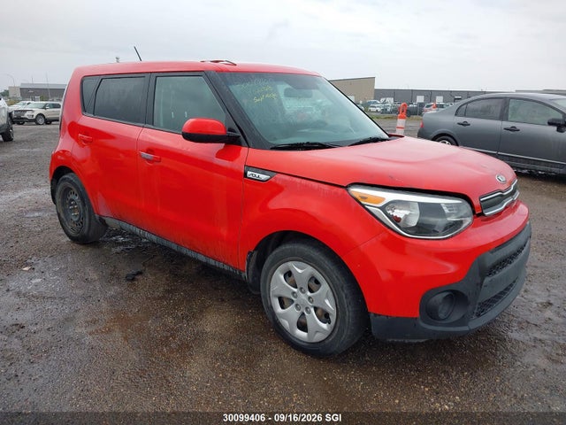 2018 Kia Soul მანქანა იყიდება აუქციონზე, vin: KNDJN2A21J7522923, აუქციონის ნომერი: 30099406