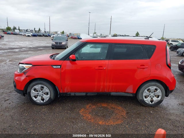 2018 Kia Soul მანქანა იყიდება აუქციონზე, vin: KNDJN2A21J7522923, აუქციონის ნომერი: 30099406