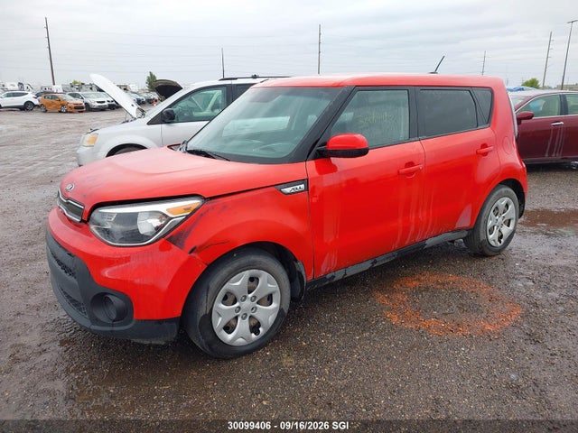 2018 Kia Soul მანქანა იყიდება აუქციონზე, vin: KNDJN2A21J7522923, აუქციონის ნომერი: 30099406