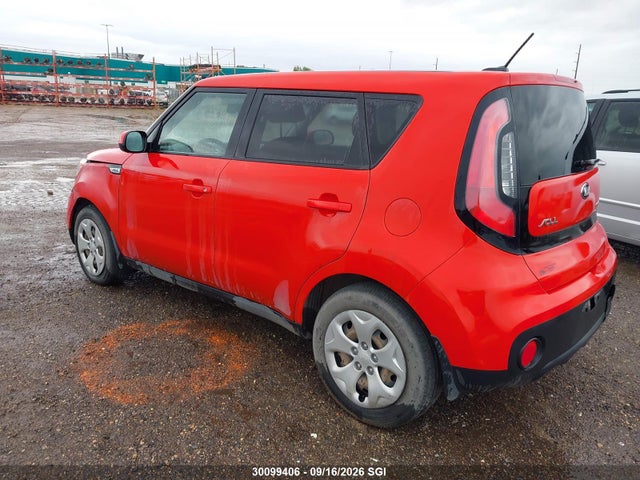 2018 Kia Soul მანქანა იყიდება აუქციონზე, vin: KNDJN2A21J7522923, აუქციონის ნომერი: 30099406