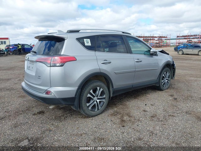 Toyota RAV4 LE 2017 2T3BFREV8HW685453 Image 4