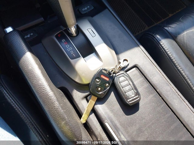 30099471 :رقم المزاد ، 1HGCP268X8A811068 vin ، 2008 Honda Accord Exl مزاد بيع