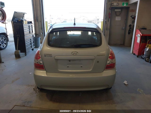 2011 Hyundai Accent Se მანქანა იყიდება აუქციონზე, vin: KMHCN3BC9BU193294, აუქციონის ნომერი: 30099001