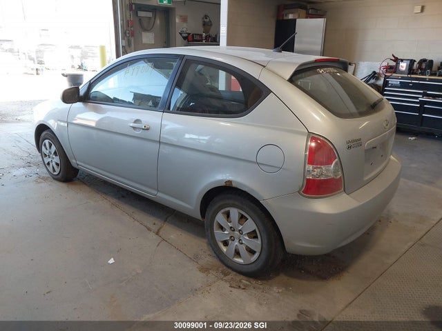 2011 Hyundai Accent Se მანქანა იყიდება აუქციონზე, vin: KMHCN3BC9BU193294, აუქციონის ნომერი: 30099001