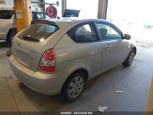 2011 Hyundai Accent Se მანქანა იყიდება აუქციონზე, vin: KMHCN3BC9BU193294, აუქციონის ნომერი: 30099001