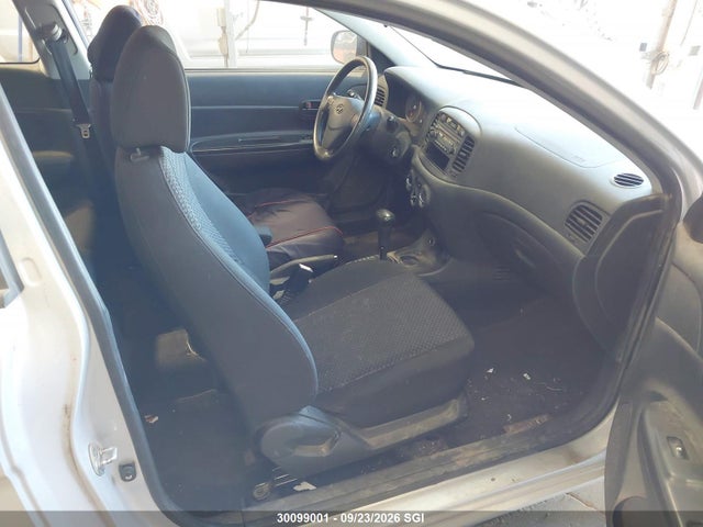 2011 Hyundai Accent Se მანქანა იყიდება აუქციონზე, vin: KMHCN3BC9BU193294, აუქციონის ნომერი: 30099001