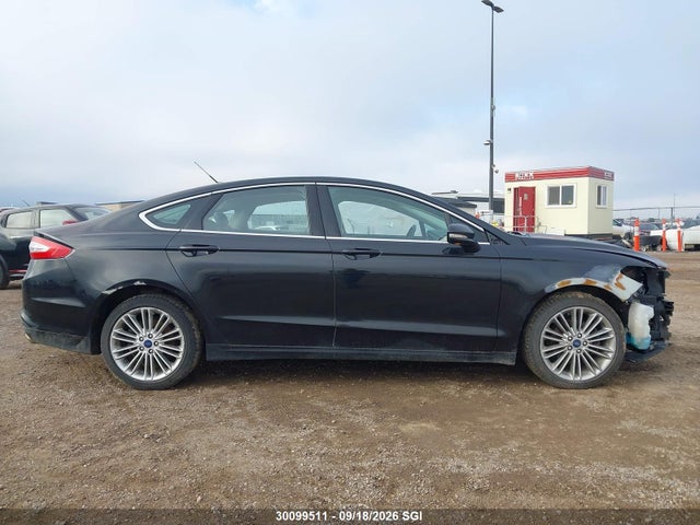 30099511 :رقم المزاد ، 3FA6P0HD2ER341832 vin ، 2014 Ford Fusion Se مزاد بيع