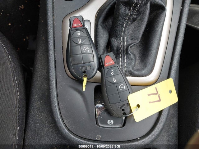 1C4PJMAS3FW680954 Jeep Cherokee Sport