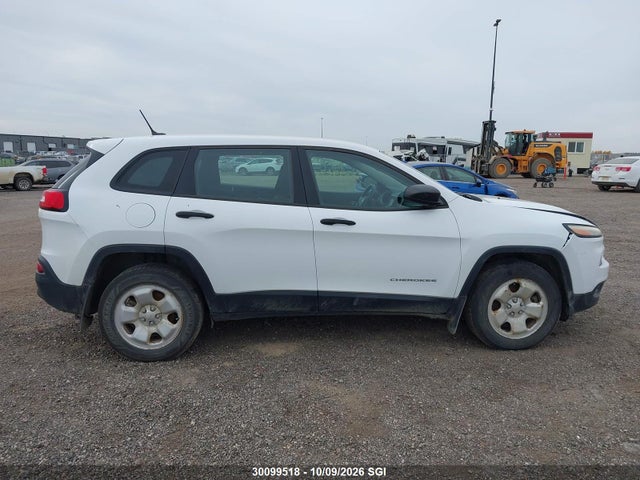 1C4PJMAS3FW680954 Jeep Cherokee Sport