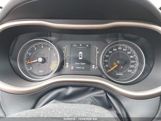 1C4PJMAS3FW680954 Jeep Cherokee Sport