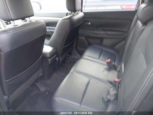 Mitsubishi OUTLANDER GT 2014 JA4JZ4AX5EZ600345 Image 8