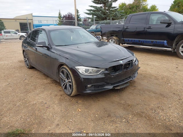 30099439 :رقم المزاد ، WBA3B9C54DF586141 vin ، 2013 Bmw 3 Series مزاد بيع