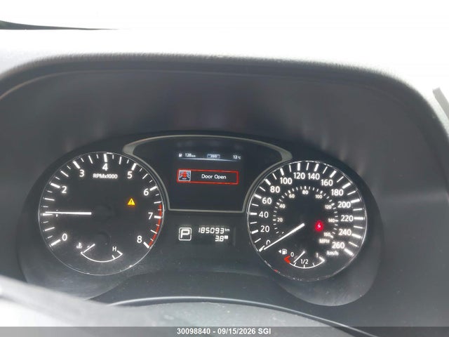 30098840 :رقم المزاد ، 5N1AR2MM7EC715264 vin ، 2014 Nissan Pathfinder S/sv/sl/platinum مزاد بيع