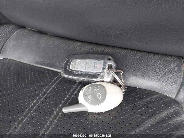 Продажа на аукционе авто 2011 Kia Sorento Ex, vin: 5XYKUDA28BG051568, номер лота: 30096390