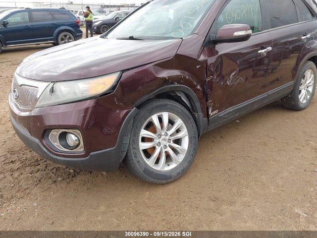 Продажа на аукционе авто 2011 Kia Sorento Ex, vin: 5XYKUDA28BG051568, номер лота: 30096390