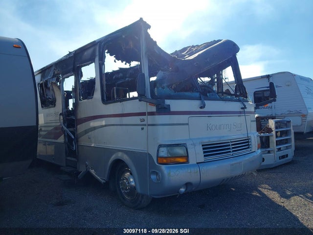 30097118 :رقم المزاد ، 3FCNF53S7XJA26134 vin ، 1999 Ford F550 Super Duty Stripped Chass مزاد بيع