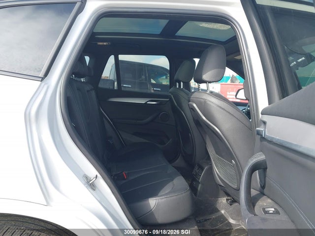 WBXJG9C00M5S87545 BMW X1 Xdrive28i