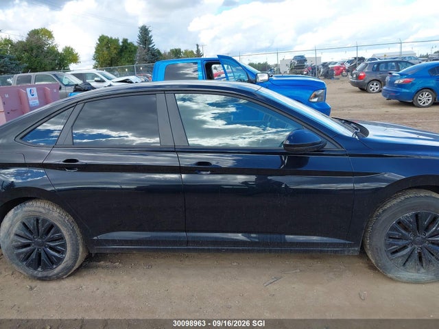 30098963 :رقم المزاد ، 3VWC57BU9KM010448 vin ، 2019 Volkswagen Jetta S/se/r-line مزاد بيع
