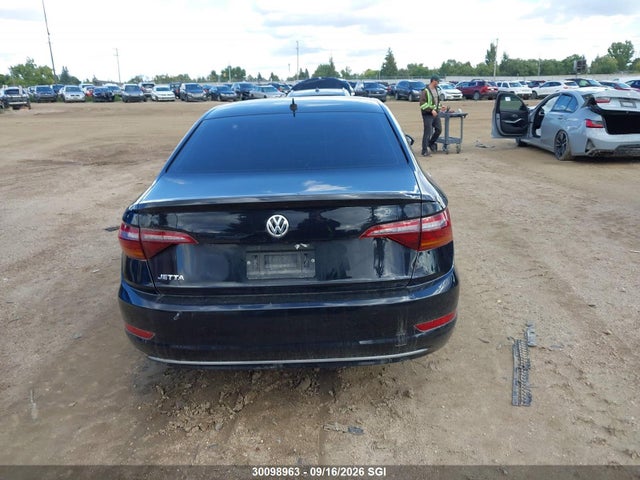 30098963 :رقم المزاد ، 3VWC57BU9KM010448 vin ، 2019 Volkswagen Jetta S/se/r-line مزاد بيع