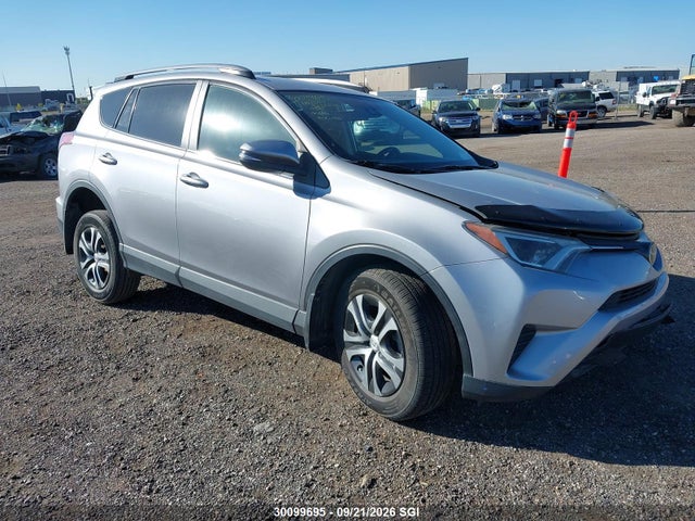 30099695 :رقم المزاد ، 2T3BFREV7HW662049 vin ، 2017 Toyota Rav4 Le مزاد بيع