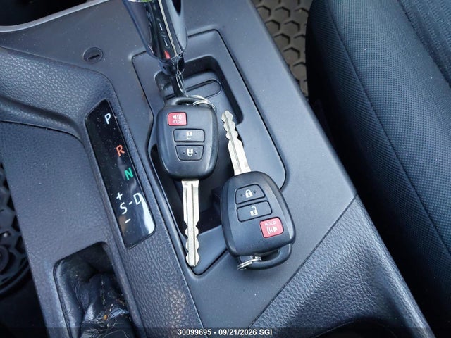 30099695 :رقم المزاد ، 2T3BFREV7HW662049 vin ، 2017 Toyota Rav4 Le مزاد بيع